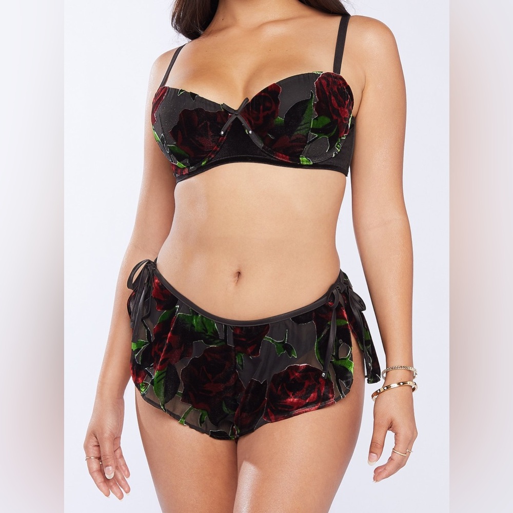 Savage X Fenty Exploded Floral Velvet & Chiffon Sleep Short